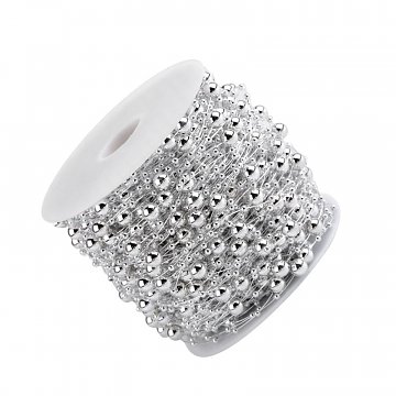 Perličky plastové 3 - 8 mm na silonu - stříbrné 3 m