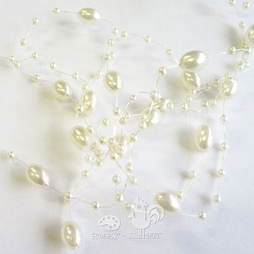 Závěs z plastových perel - krémová ovál